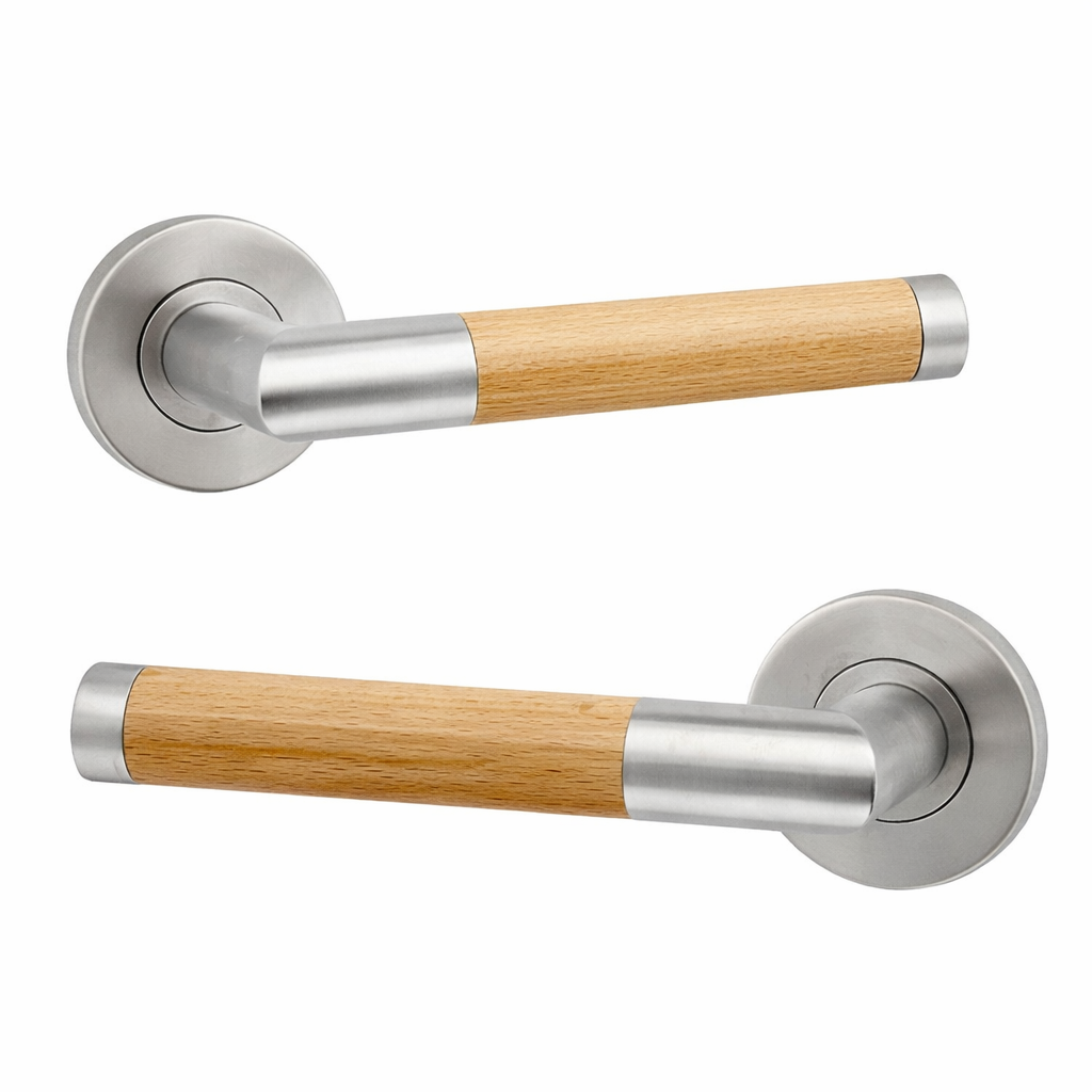 Deurkruk model '1003' met ronde roestvrijstalen rozet en handgreep bekleed met hout voor deuren