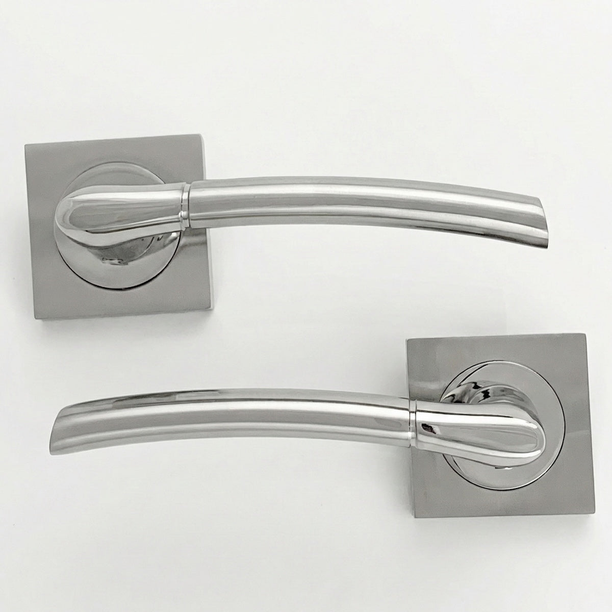 Aluminium deurklink model '430A' in gecombineerde nikkelafwerking