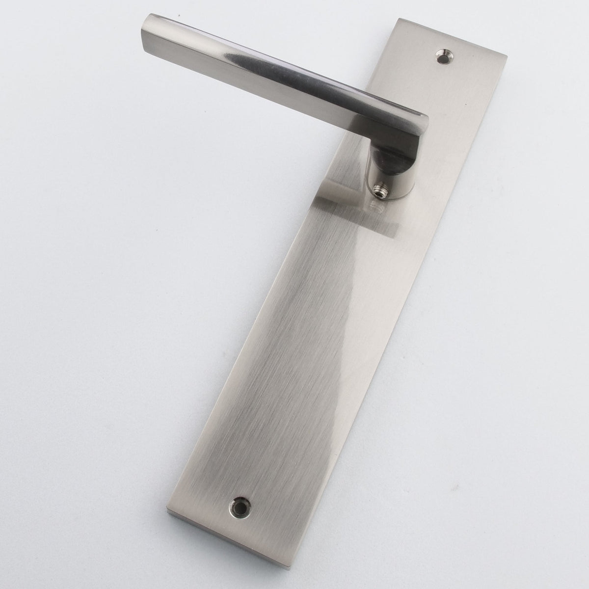 Deurklink model '530' met rechthoekig schild voor deuren