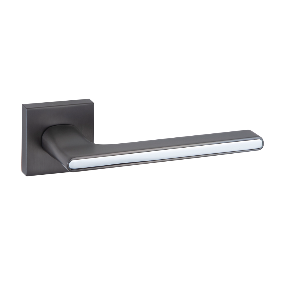 Elegante deurklink van zamak, model 810 met vierkante rozet in grafietafwerking voor deuren