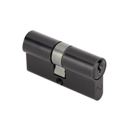 Zwarte cilinder met zaagsleutel van 30x30